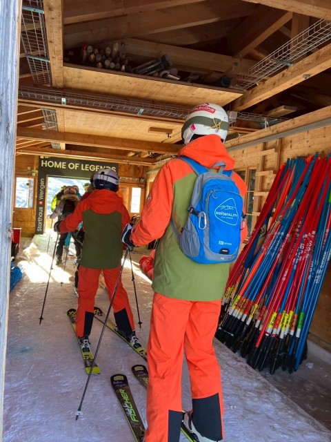 04C49AFD-486B-436B-BE26-2E62D1352ABC