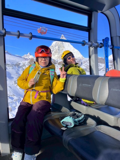 6272A4C6-B74E-4C7C-93F8-53A85B271DBC