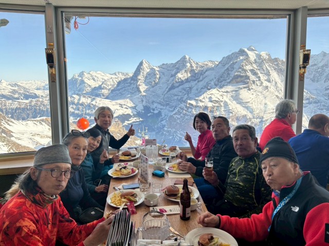 66F11CD4-ECF2-423E-A969-F27455646A89