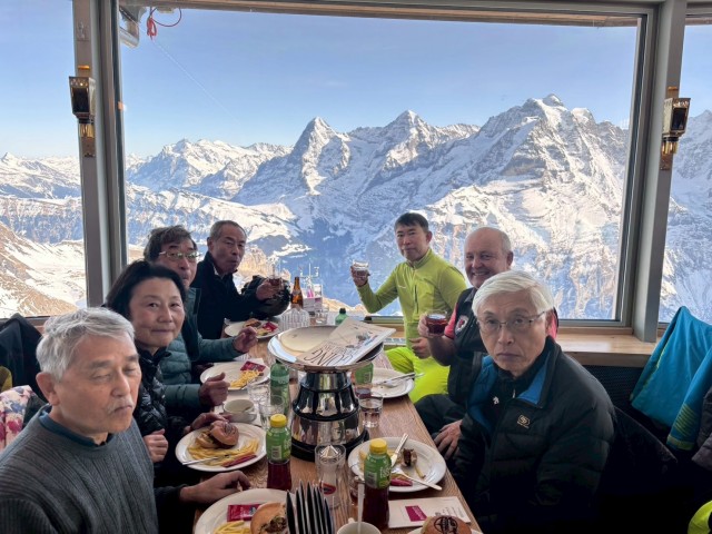 6779FE3B-F882-4C9C-897D-A27942A019E0