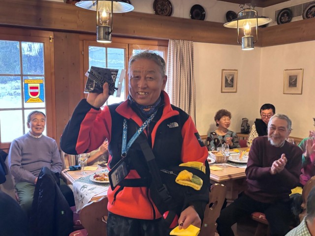 74ccac62-f4e7-471e-bdcc-f8d725d84ac4