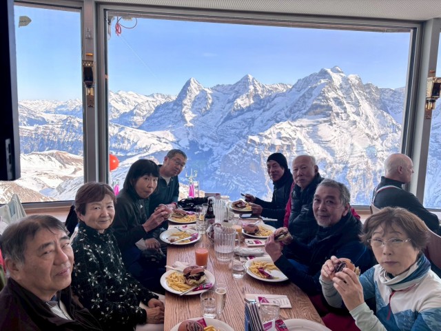 9BE12E5D-3C70-460E-BB1A-25BD8417B391