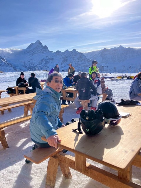 AC0334E4-E35B-462E-86E2-D1D1F6519B18