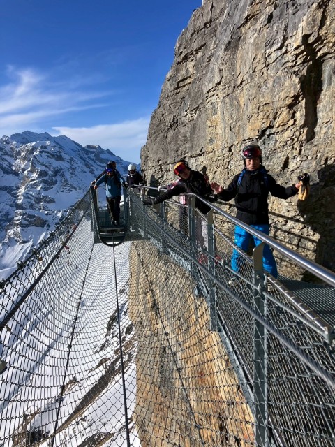 C6B90ECD-2200-4132-A191-25E9B1BC9150