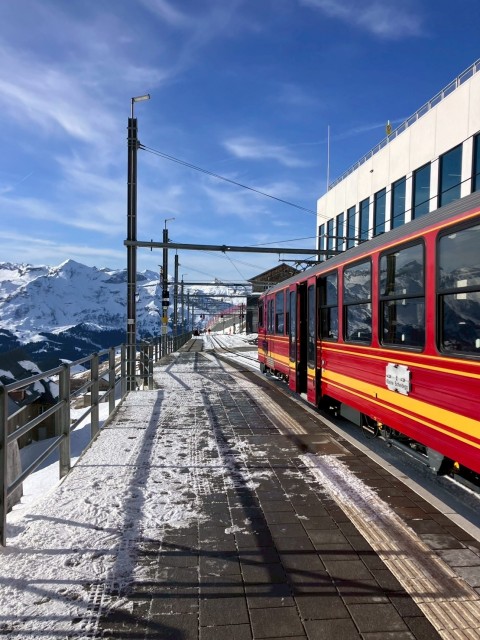 C95B7DD7-44FA-4FCC-B160-82EC36FD1580