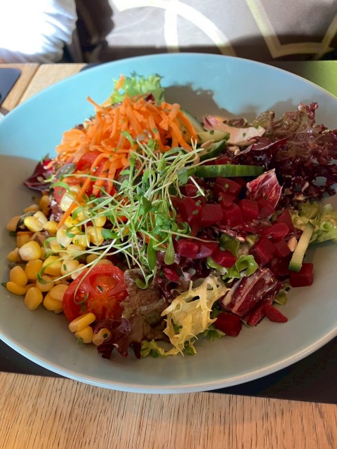 FB65FB1D-6C2F-43D9-84ED-31E4198676D5