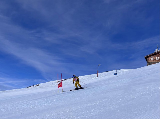 b4ec74dd-3655-407a-97b3-f14bd47f5dd6