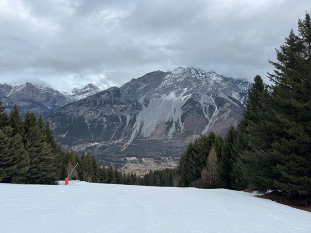 b8b15cf0-95b5-4442-9fee-ebab46d20741