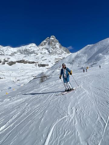 th_053D5BBF-0DD6-4DFF-96A4-E6298EA7B70A