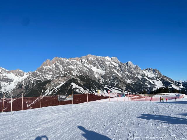 th_15DBE9F2-F0C2-4946-B1AC-1891121D34E4