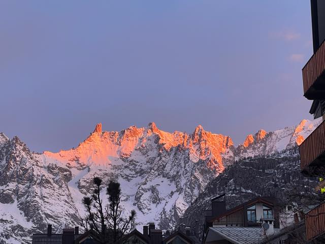 th_1AEF2552-30C2-495A-AE99-6B63A209BC28