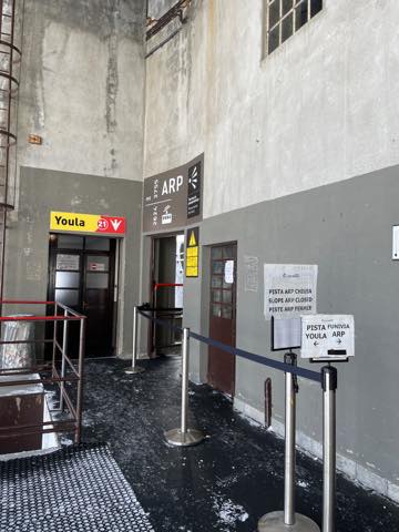 th_24FF8860-EEE2-4268-89CF-CFBF811EDFD1