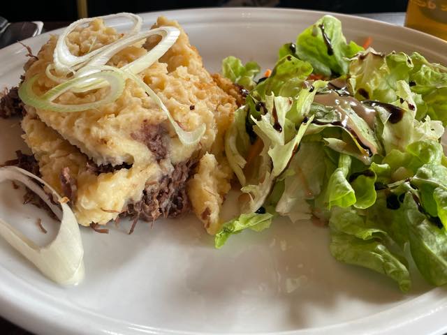 th_267286DF-204F-4609-8F3E-F640F235AD19