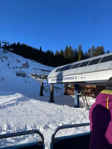 th_3219DEAD-33BF-4FE7-9452-9340F9BA1645