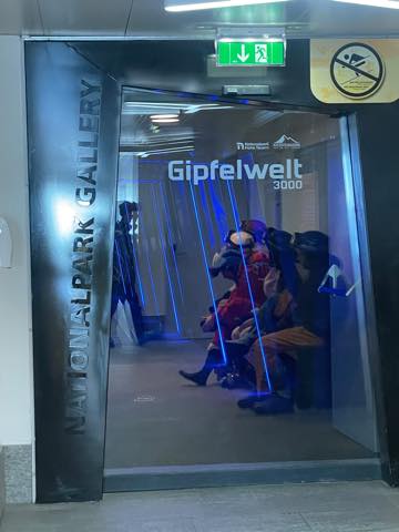 th_3C778515-3D19-4113-A710-684399466325