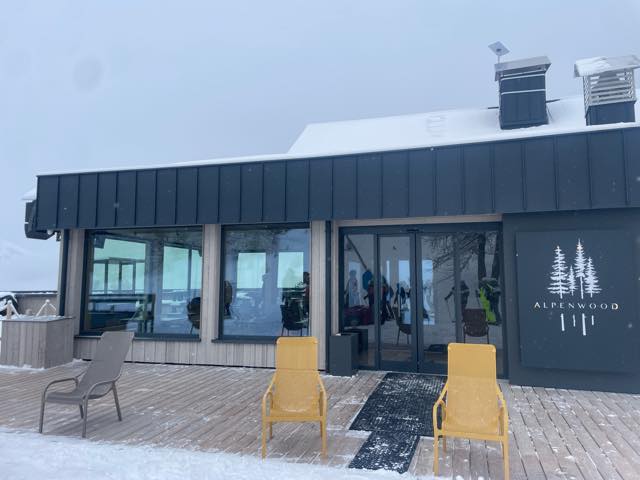 th_3E0BADD0-2A73-4906-87EF-E00F86DBE411