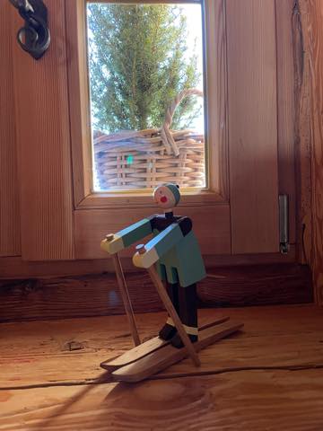 th_41C77C07-DF59-4054-A965-154ED8441E4E