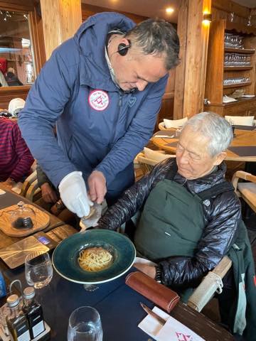 th_54A41D63-FCC7-46DD-B09D-07DD4991CE66