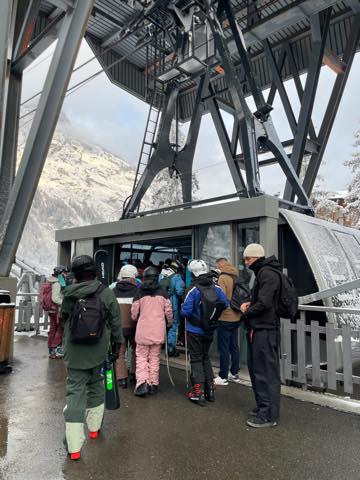 th_56CF1565-347A-4943-AB20-E84704C9FD35