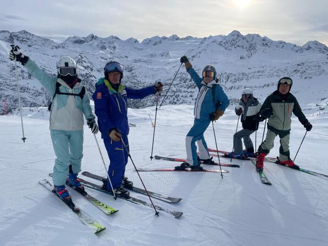 th_578BD1BC-F4A4-47A6-AC89-8D5184CBD73F