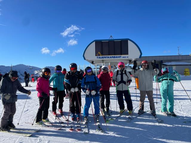 th_58C71F37-CDD6-4799-B6F9-1DA4096E2193