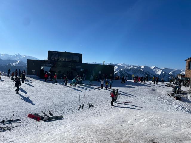 th_62CAF344-8535-4241-9F24-C6B8F8072F42