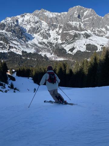 th_6D4E0666-34CA-4744-8AB0-567D9AC62262