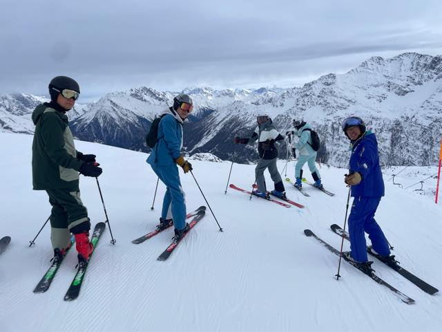 th_7469038A-45B0-41F4-A53D-0394399D8F98