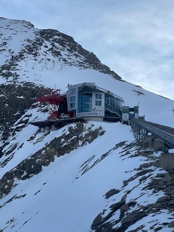 th_75D80361-E618-423B-9ADB-98DD7BBB78BC