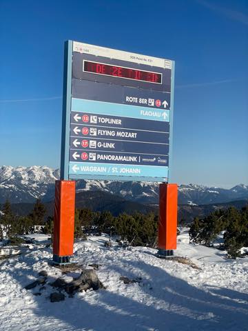 th_7895BCF0-AEEC-4077-8627-33FC8961275B