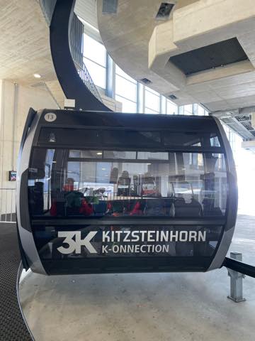 th_7D2F1C28-1E8B-4327-A8AB-F2E402CDE9FC