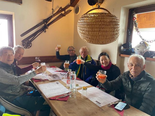 th_84267C8E-E87F-4430-8576-BB405C0466AC