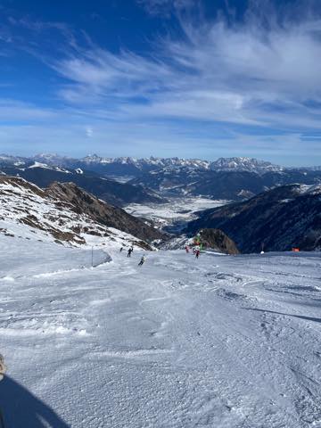 th_8A5CC7F1-2B54-41F7-A611-B9CF024E8304