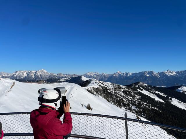 th_A23D19A7-26BB-4B70-8597-55E4A7DCCDC2