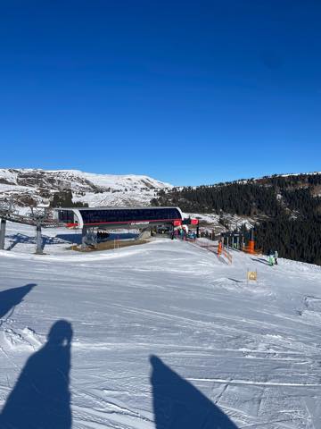 th_AE5A1163-5A5B-4CAB-8D2F-01438038A078