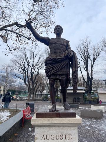 th_B138298E-CEDC-4166-A072-A860C595B455