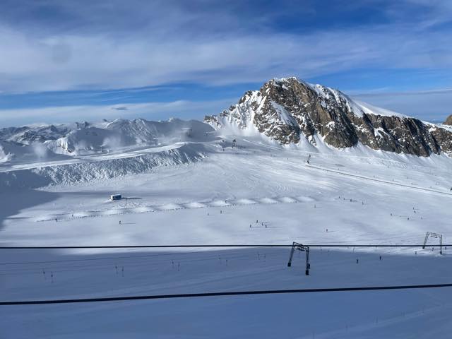 th_B488A689-EDF9-4B5E-8335-6B6E9A20E0FD