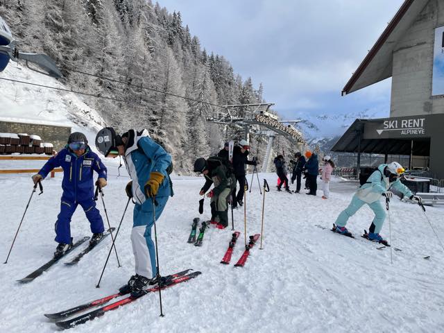 th_B9F64E64-0895-4206-AF21-7DC1515251C9