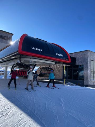 th_C0257F06-ABDD-45F5-BD66-43FCEB0B9E64