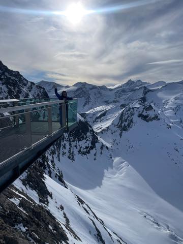 th_C02FC111-B1E0-47F8-AA32-BA71F153922E