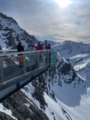 th_C3F751CE-E797-409C-B47A-CAEA335B5031