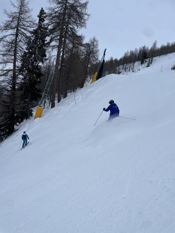 th_C9619FD0-9C80-4EE9-BC9A-B66F80BAD39A