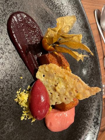 th_D146F048-9B6C-4662-9C8F-0B9D22B70BB2