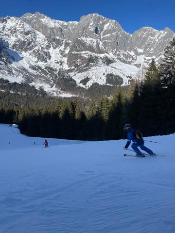 th_D96C5E06-E89D-4C24-B185-95E5ADF95824