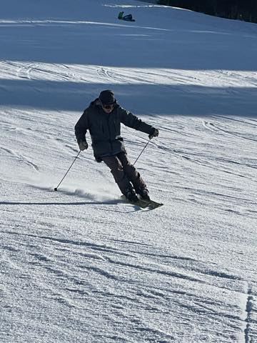 th_E82436EB-E7DB-4E53-BFAD-684870642965