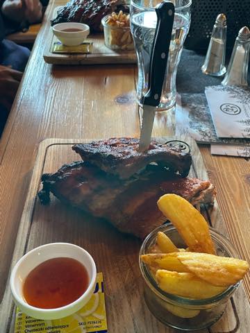 th_EA45D6A3-1472-4D6C-9152-00EB9A50F342