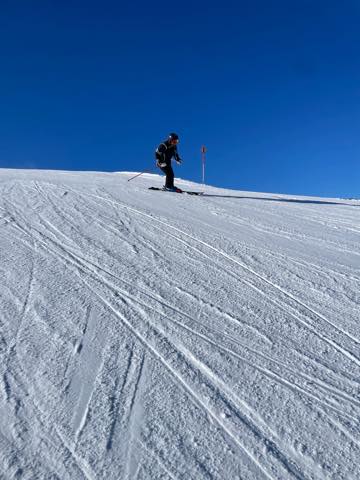 th_F62790B0-7643-4A12-8E02-37D9AC64471E