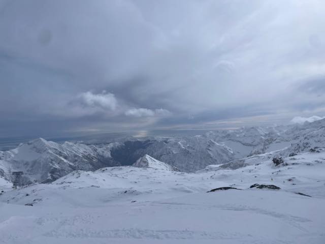 th_109B47D2-E83D-458B-93D4-B42A7C24054B