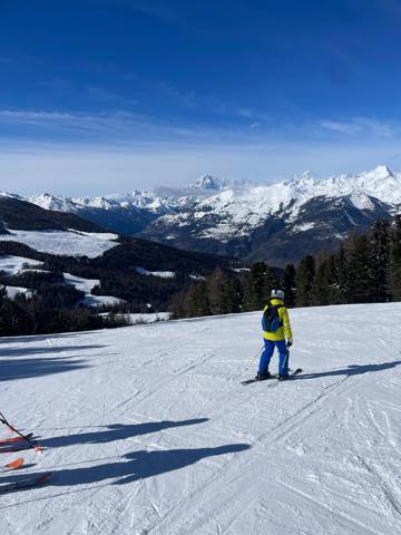 th_28D89871-1E65-47E2-8413-65D4DB787A6C