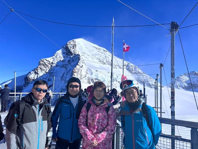 th_34C70578-1622-48C5-B9AF-68A7E6A0918C